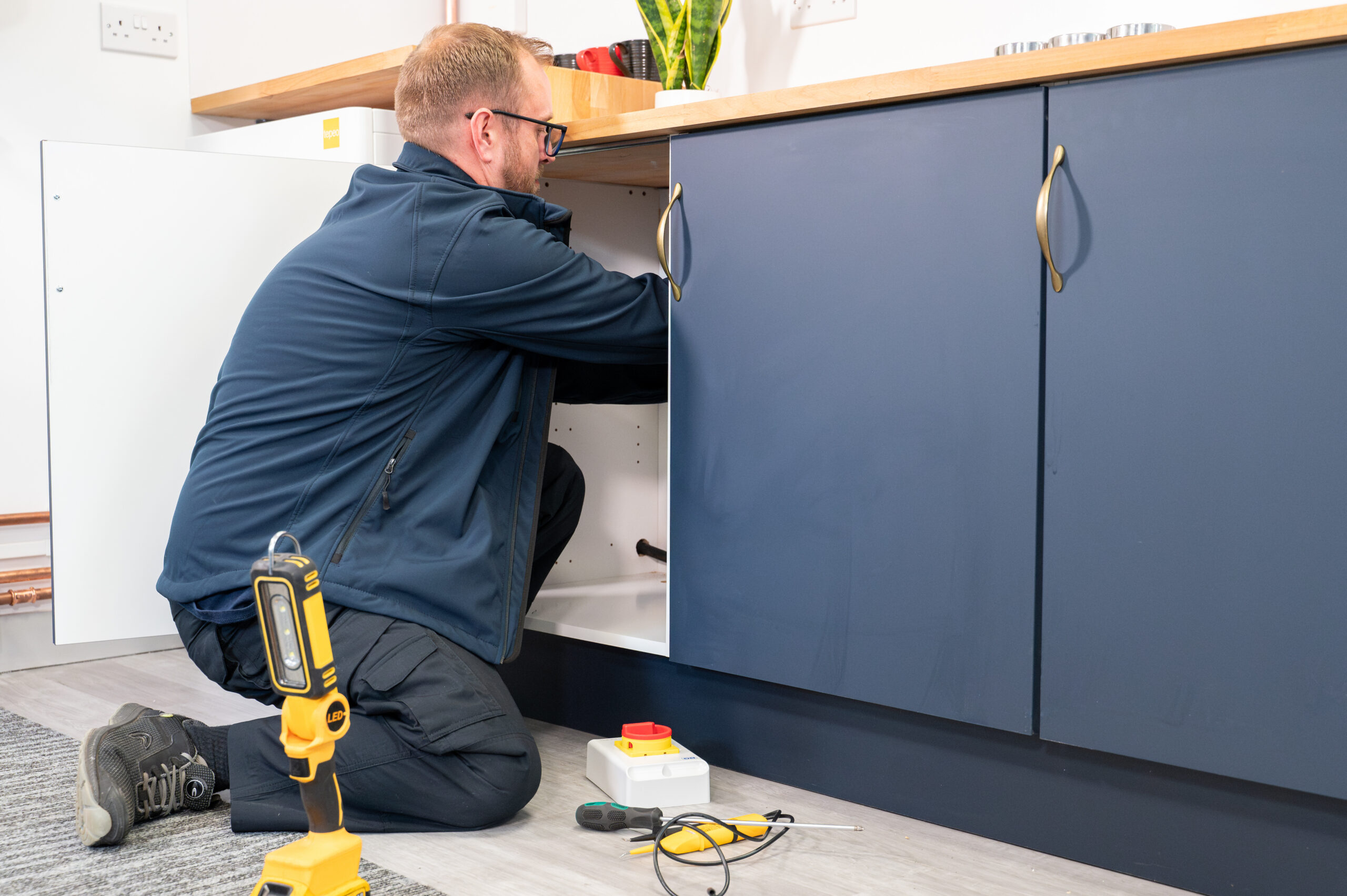 installer - zeb - undercounter - tepeo